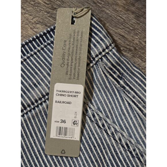 NWT Hudson Chino Shorts Size 36 Railroad Stripe Blue White Cotton Mens MSRP: 125 - Picture 3 of 8